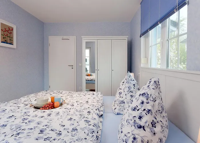 Fh Blaue Haus Am Peenestrom 佩讷明德